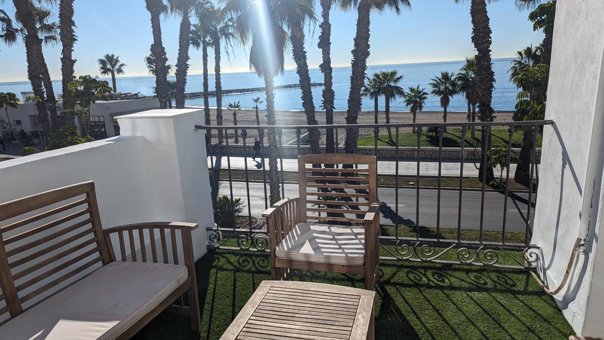 Apartamento Con Encanto En Primera Linea De Playa Málaga Buitenkant foto