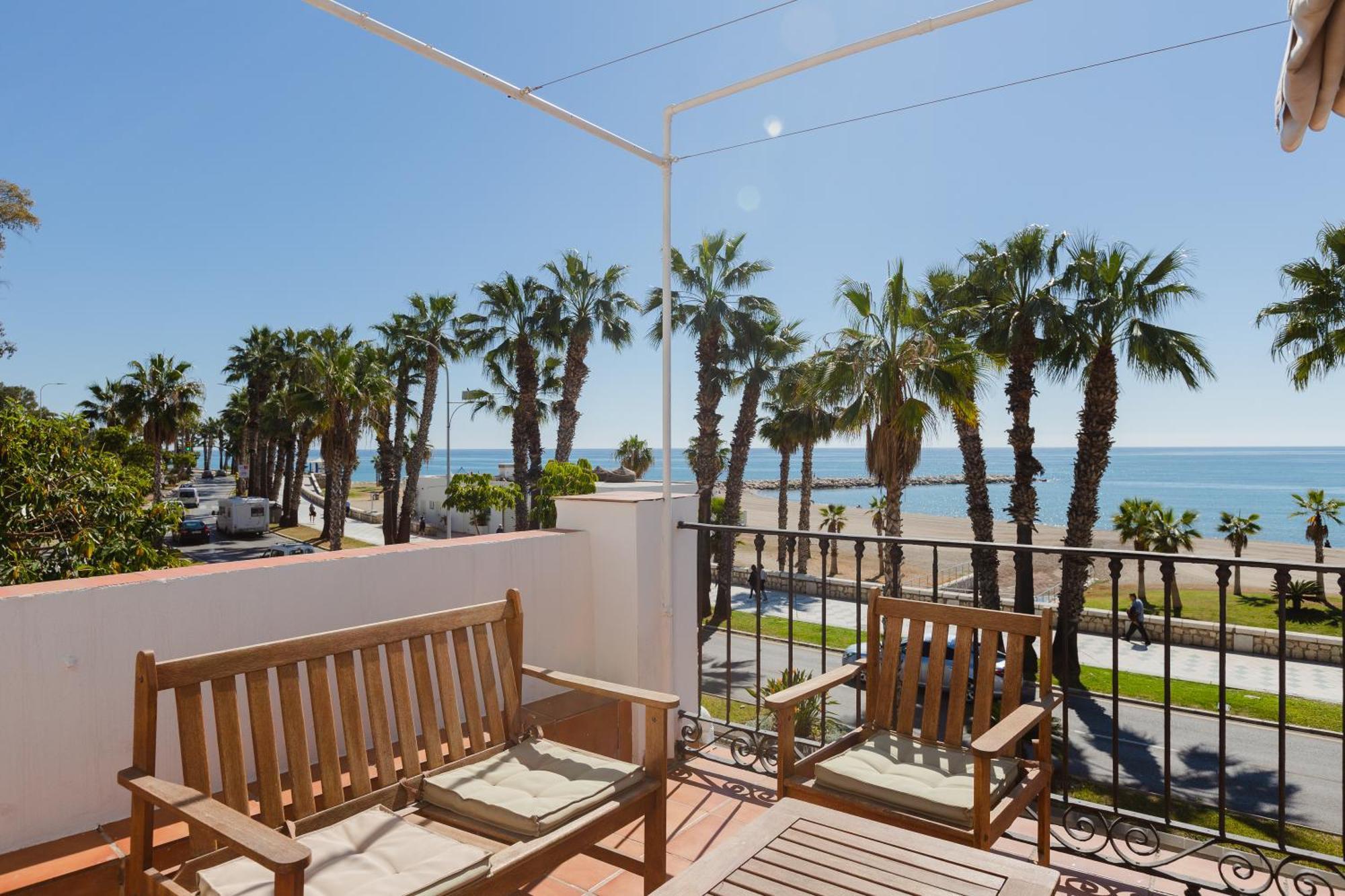 Apartamento Con Encanto En Primera Linea De Playa Málaga Buitenkant foto