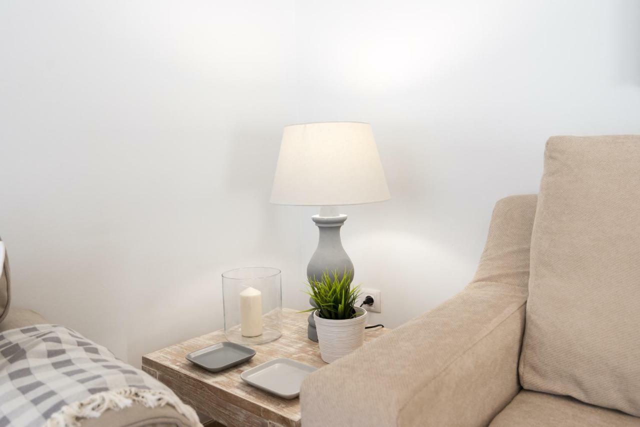 Apartamento Con Encanto En Primera Linea De Playa Málaga Buitenkant foto