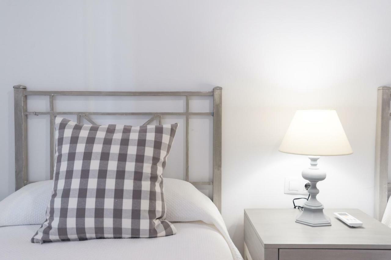 Apartamento Con Encanto En Primera Linea De Playa Málaga Buitenkant foto